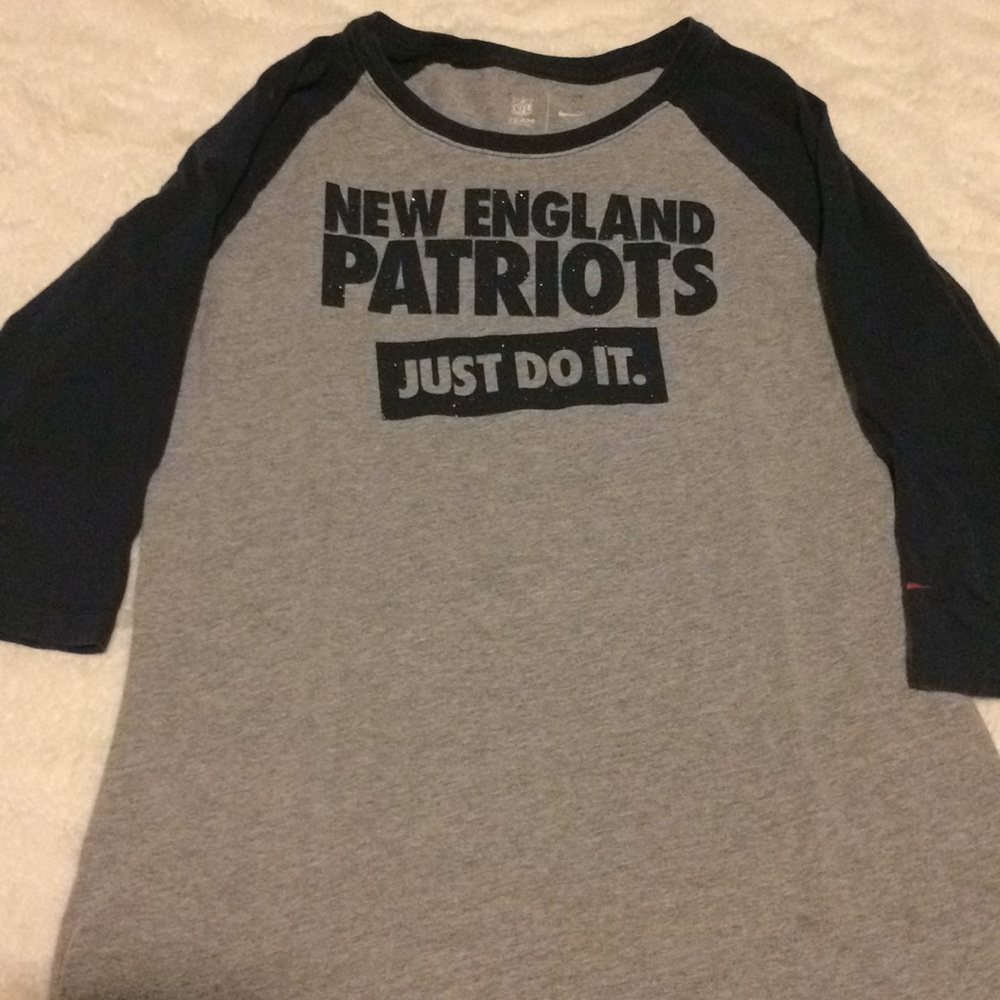 Nike New England Patriots Shirt